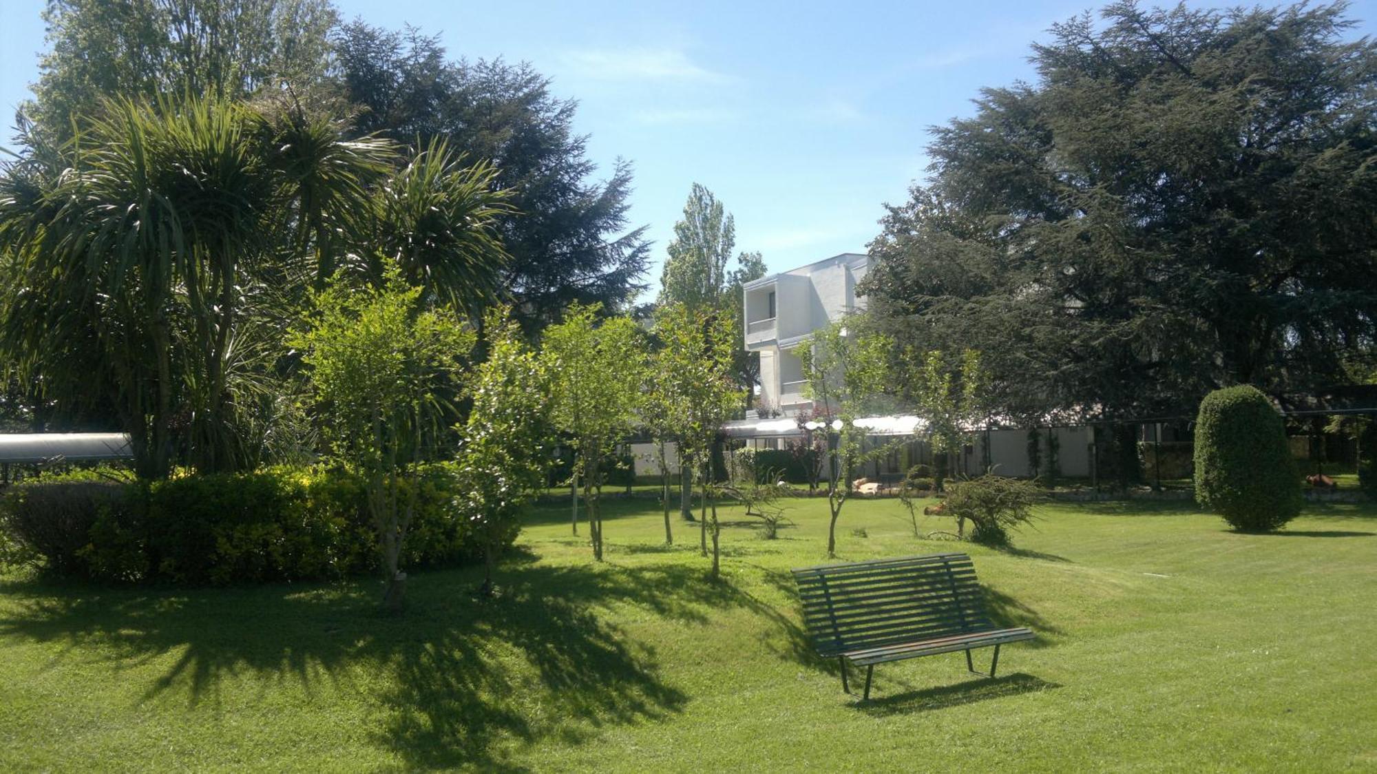 Hotel Sierra Silvana Selva Di Fasano Ngoại thất bức ảnh