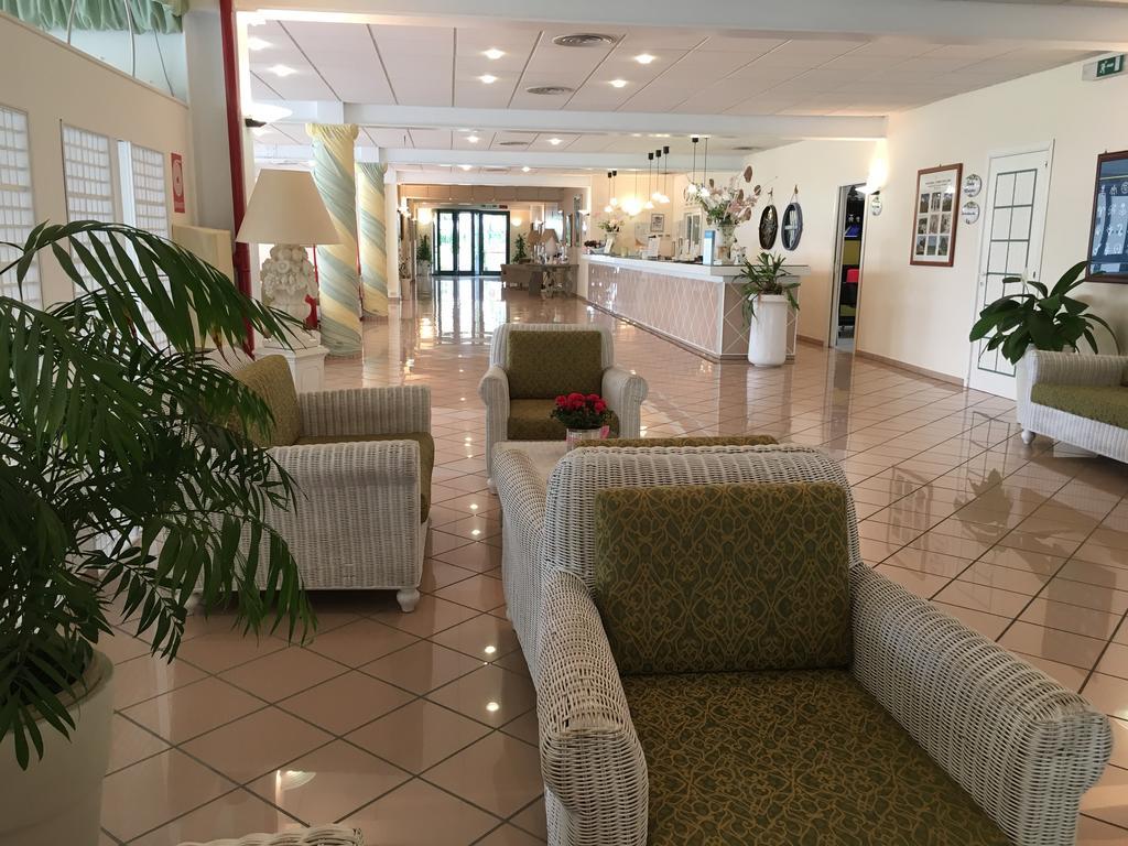 Hotel Sierra Silvana Selva Di Fasano Ngoại thất bức ảnh